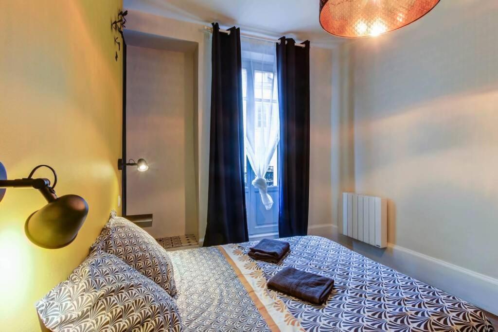 Le Dormeur Du Val - Topdestination Dijon - Centre Ville - Classe 3 Etoiles ภายนอก รูปภาพ