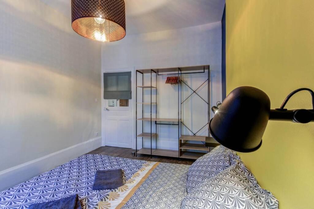 Le Dormeur Du Val - Topdestination Dijon - Centre Ville - Classe 3 Etoiles ภายนอก รูปภาพ